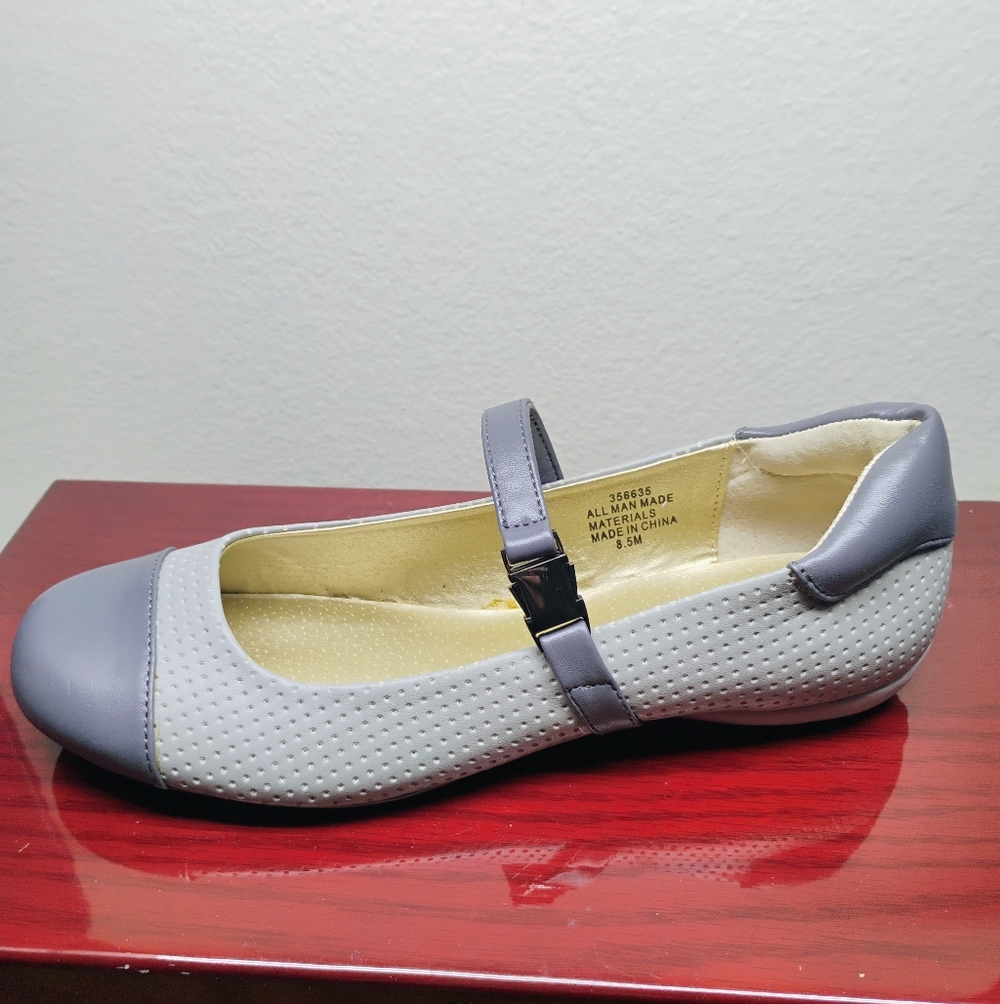 **4 For $18 SALE**  Elegant Heather and Charcoal Gray Women's Flats